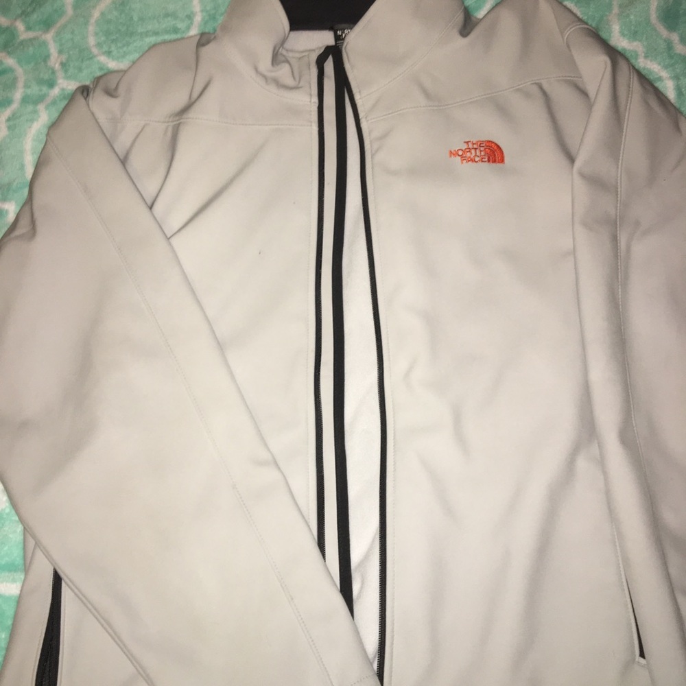 Men’s Northface Softshell